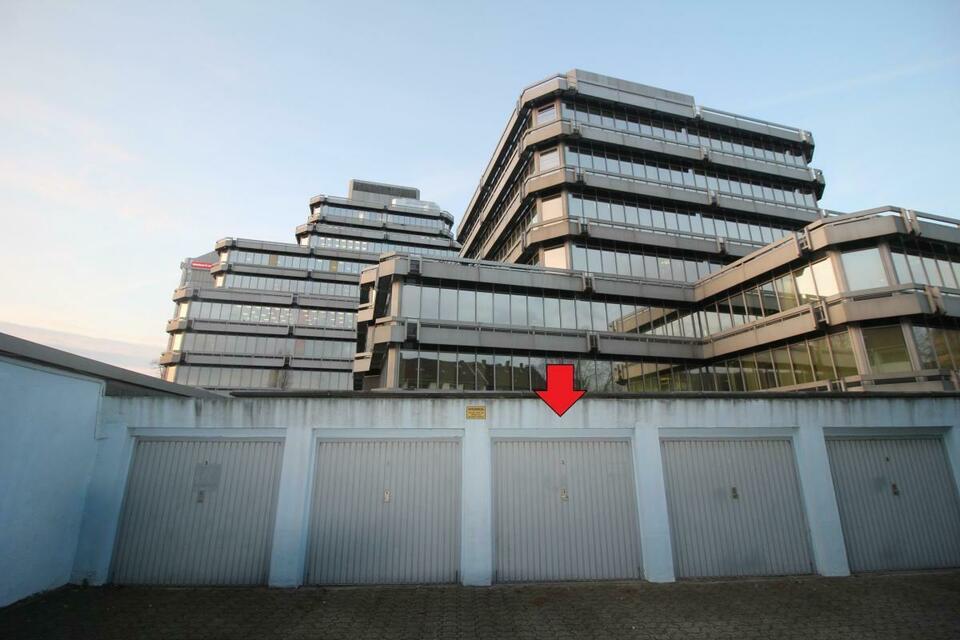 Top Rendite 4,3%:Garage in Duisburg-Mitte nähe Bahnhof Klöckner Verwaltung zu verkaufen Duisburg