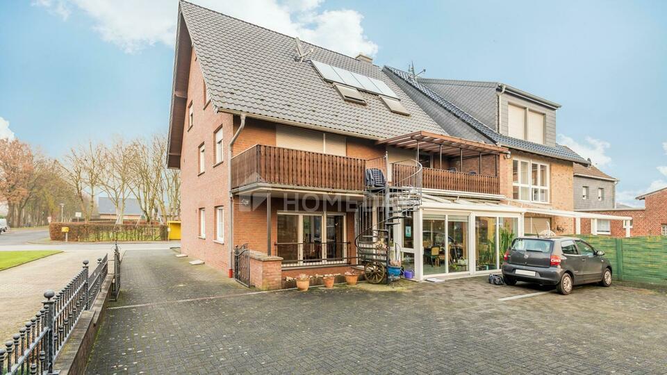 Gepflegtes 2 oder 3 Familienhaus mit viel Platz & großem, bebaubarem Grundstück Nordrhein-Westfalen