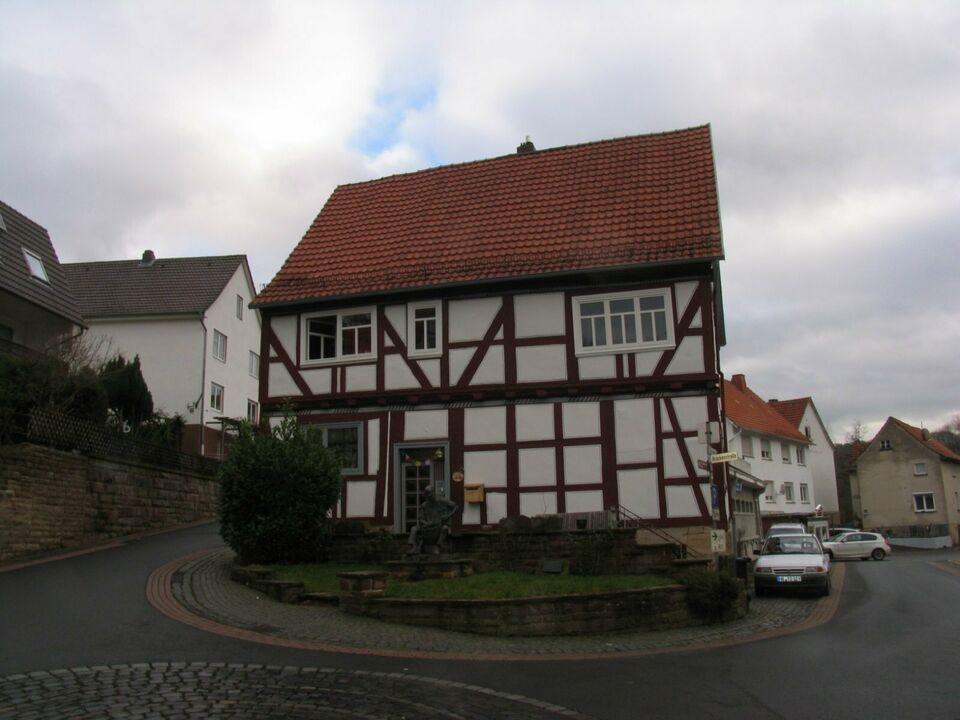 Einfamilienhaus in 34323 Malsfeld - Ortsteil mit Nebengebäude Malsfeld