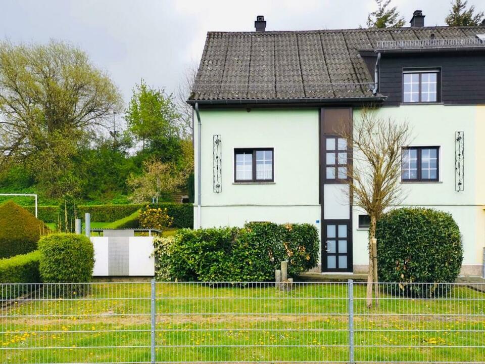 **Wohlfühl-Einfamilienhaus mit 2 separaten Wohnungen-leben wo andere Urlaub machen!** Nordrhein-Westfalen