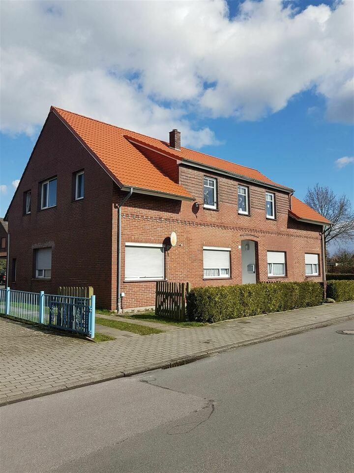 Dreifamilienhaus mit Ausbaureserve und Bauplatz in Zetel-Neuenburg Zetel