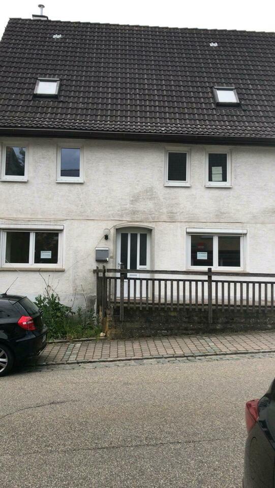 Doppelhaushälfte mit Einliegerwohnung in Zentraler Lage Baden-Württemberg