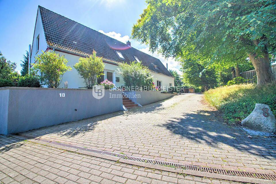Teilverkauf eines vermieteten Zweifamilienhauses mit Einliegerwohnung! Schleswig-Holstein