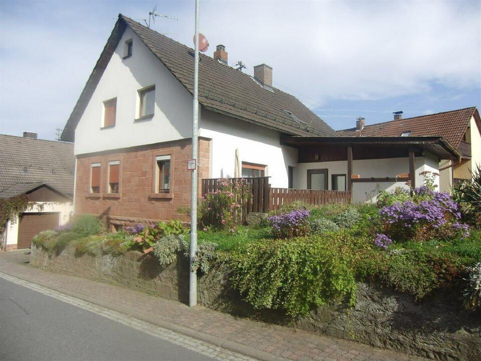 Rauenberg: idyllisches Wohnhaus mit zwei Wohnungen und Garten Baden-Württemberg