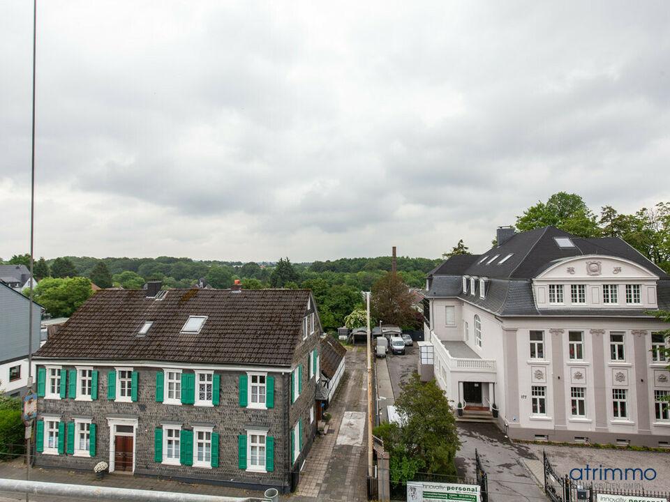 Großzügiges Penthouse mit drei Zimmern, En-Suite-Badezimmer und drei Dachterrassen im Erstbezug Nordrhein-Westfalen