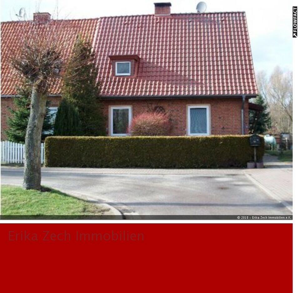 Doppelhaushälfte mit großem Grundstück in 23992 Neuhof... Mecklenburg-Vorpommern