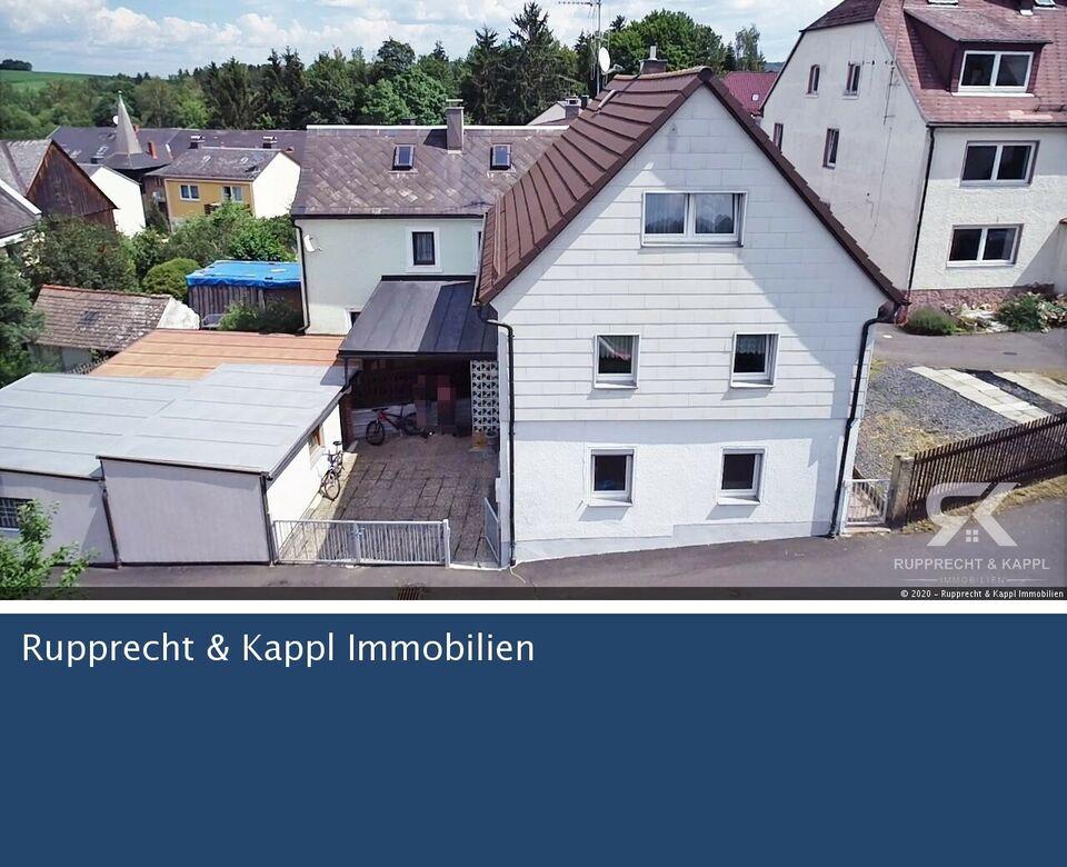 Bequem Leben im renovierten Einfamilienhaus mit Garage und Wintergarten in Marktredwitz/Brand Marktredwitz