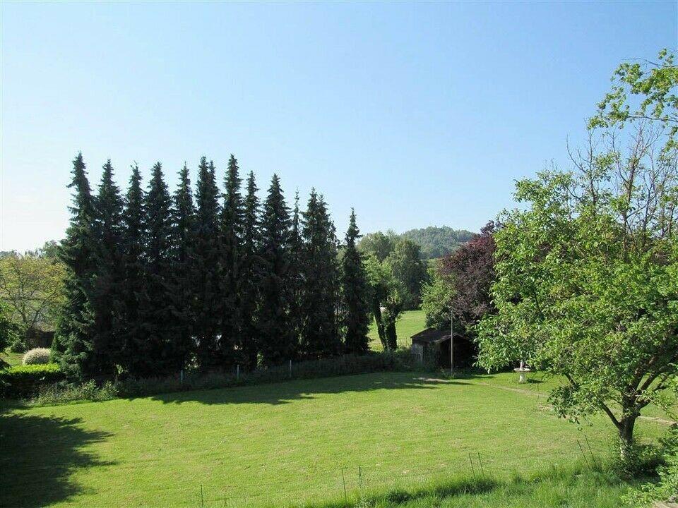 Großzügiges Ein- bis Drei-Familienhaus mit Sonnenterrasse und 4 Stellplätzen in ruhiger Lage Dornburg