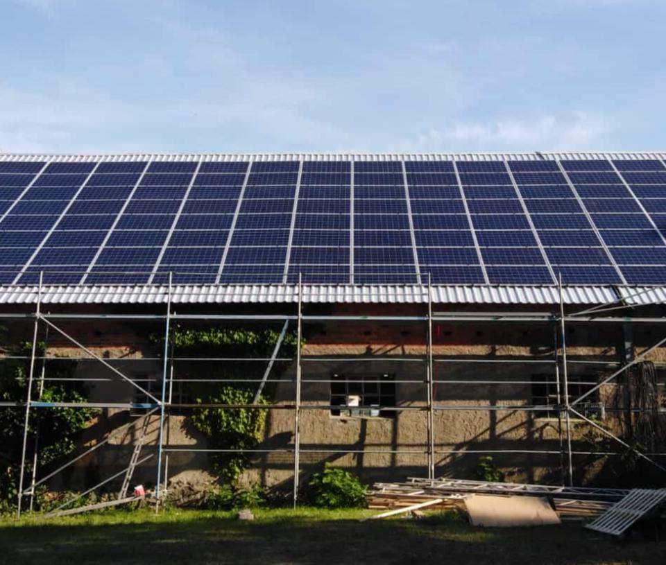 Solaranlage mit 6,5% p.a. erwerben auf gepachteter Dachfläche Grünau-Mitte