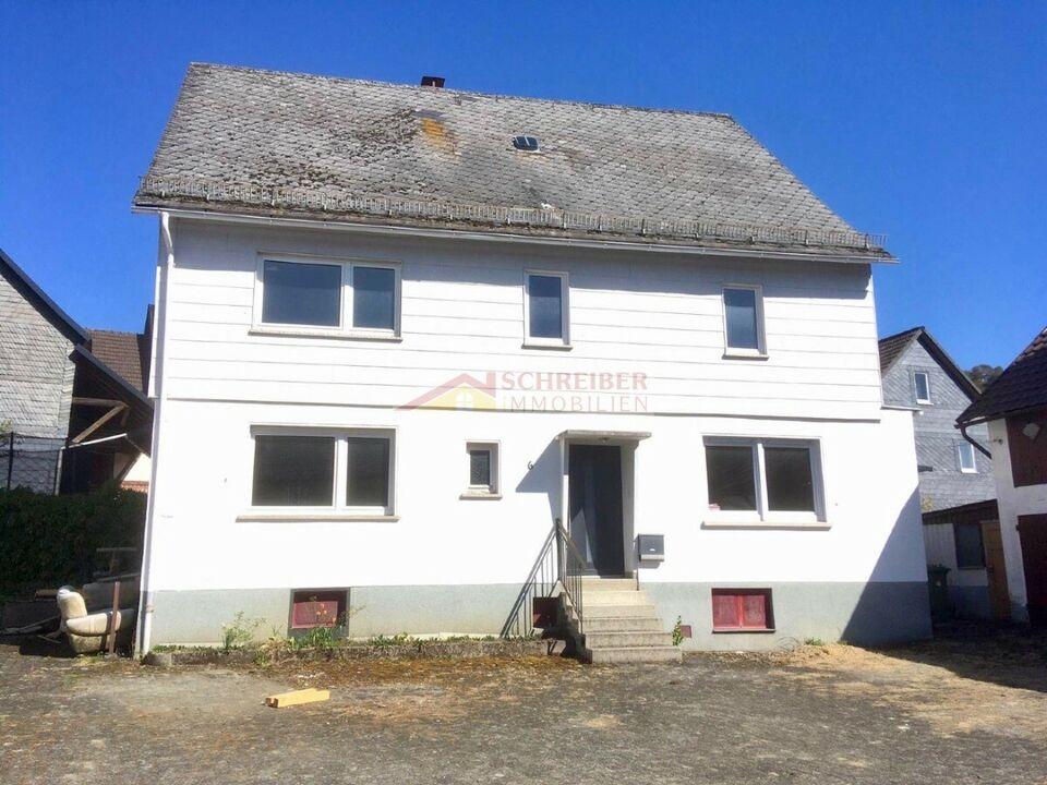 Einfamilienhaus mit großer Scheune in Breidenbach-Achenbach zu verkaufen. Breidenbach