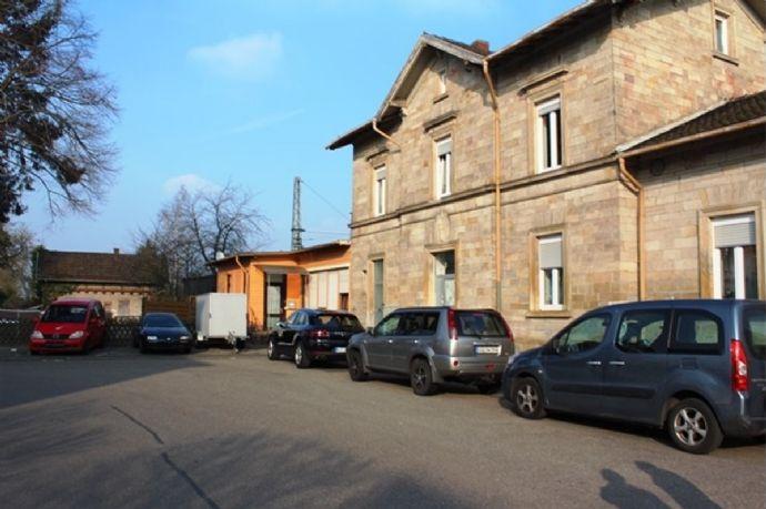 Kapitalanleger aufgepasst: Mehrfamilienhaus + Baugrundstück am Gernsheimer Bahnhof Bergen auf Rügen
