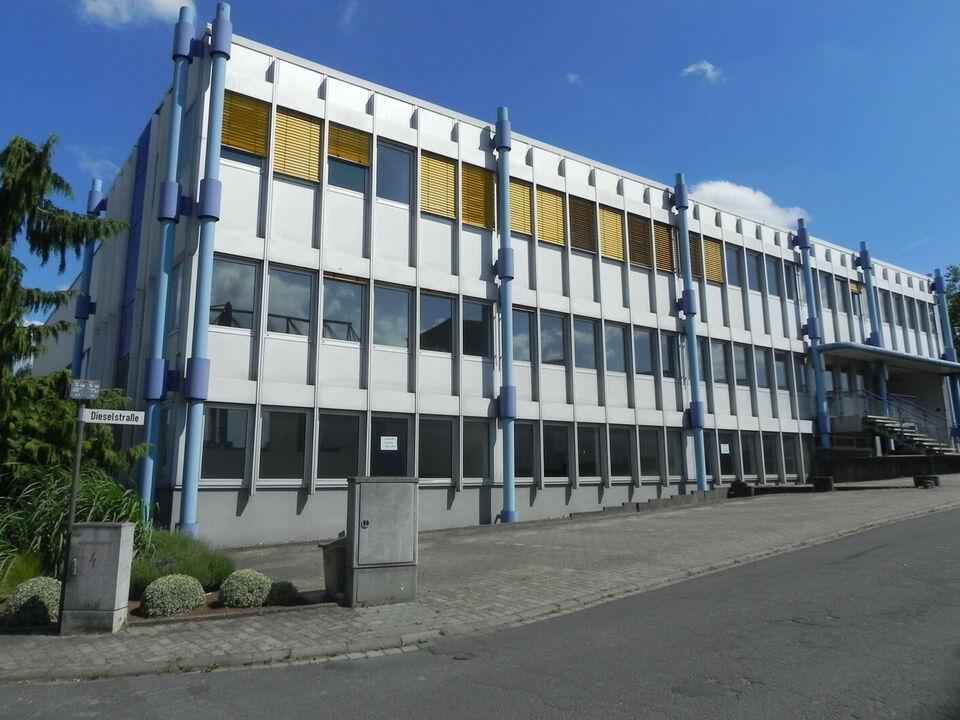 Halle mit Büroräumen in Kleinwallstadt Kleinwallstadt