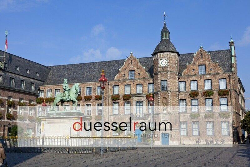 Altstadt: attraktives Anlageobjekt mit 7 vermieteten Wohneinheiten & einer Gewerbefläche in 1A-Lage Düsseldorf
