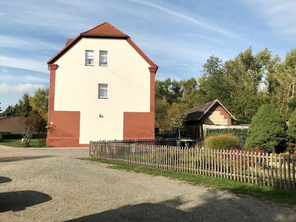 Voll vermietetes, gepflegtes 10-Parteienhaus mit großem Garten, Schuppen, Garagen & Parkflächen Sachsen-Anhalt