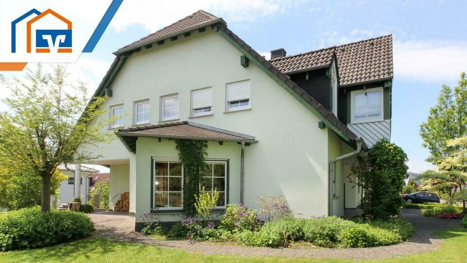 Attraktives und großzügiges Einfamilienhaus mit wunderschönem Garten in Rommerz! Neuhof