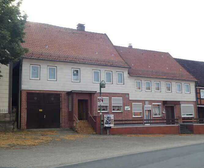 Zwei Häuser zum Preis von einem - tolles Gebäude-Ensemble in Wrisbergholzen! Sibbesse
