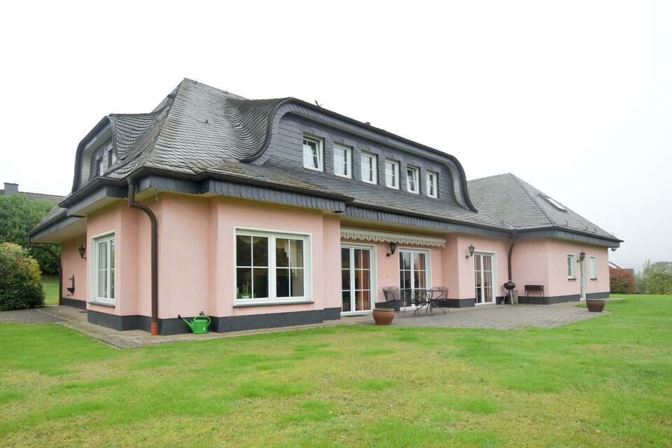 Exklusives Einfamilienhaus für gehobene Ansprüche in herrlicher Lage Rheinland-Pfalz