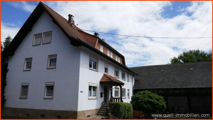 Landwirtschaftliches Anwesen mit Wohnhaus, Scheune, Stallungen, Maschinenhalle in Schlitz-OT Schlitz