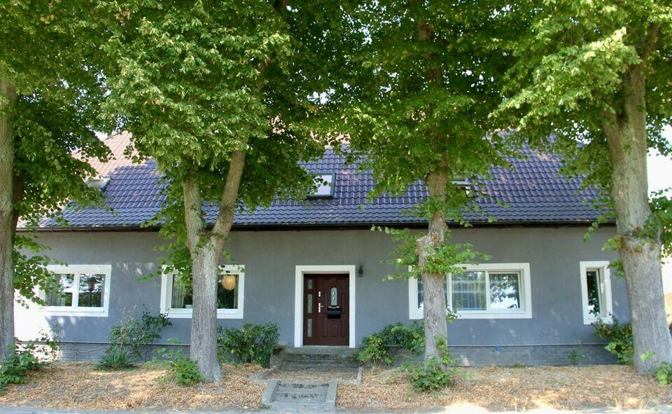 HORN IMMOBILIEN ++ Unter den Linden und nur 7 km bis Gartz (Oder) tolles Haus für zwei Familien Gartz (Oder)
