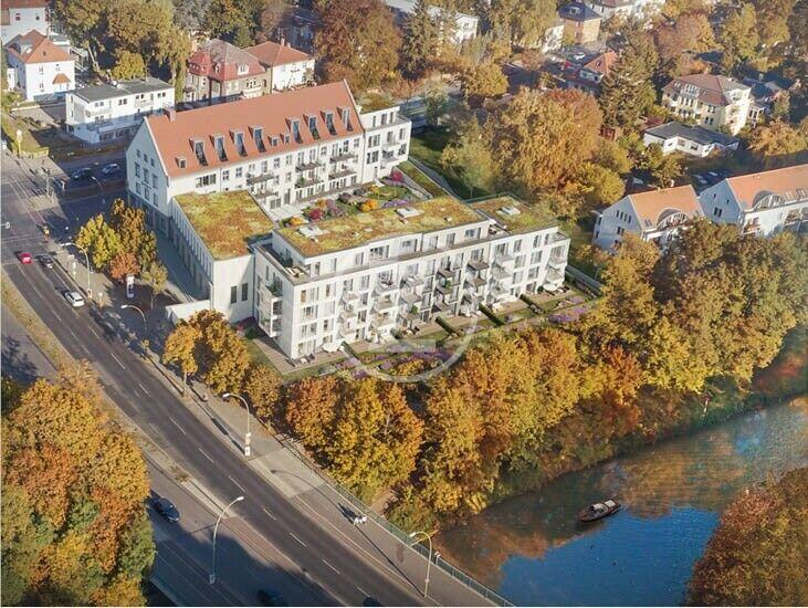 Perspektiven am Teltowkanal: Helle 3-Zimmer-Wohnung mit 2 Balkonen Steglitz