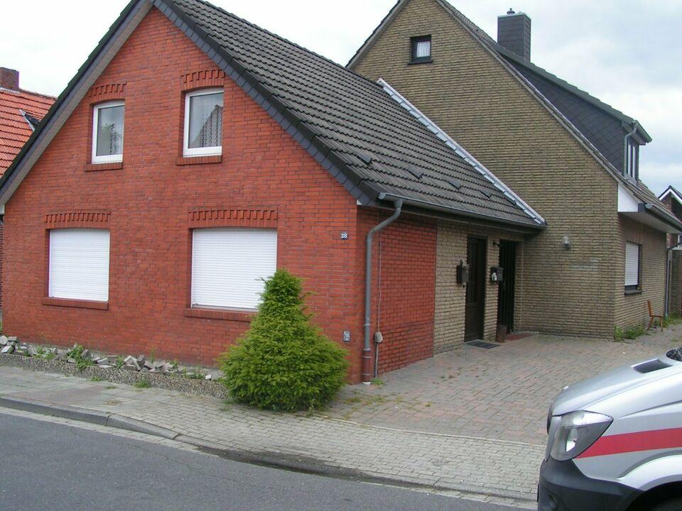 Einfamilienhaus mit Anliegerwohnung in 26871 Papenburg Mitte Papenburg