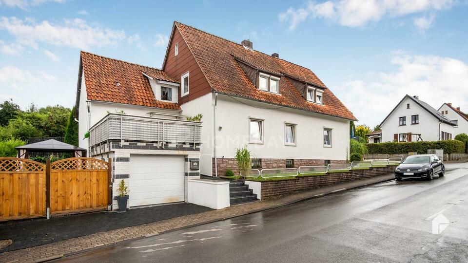 Attraktives Einfamilienhaus mit Dachterrasse, Garten in Eschershausen Eschershausen