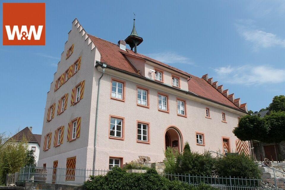 Herrschaftliches Anwesen im Ortskern von Bettmaringen-Stühlingen in der Nähe der Golfplatzes Stühlingen