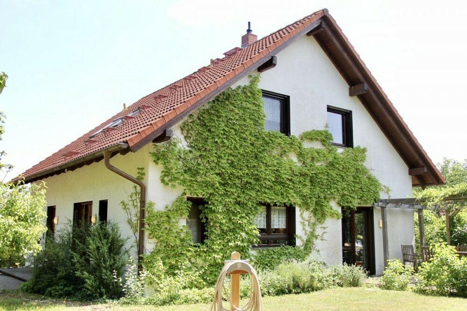 HORN IMMOBILIEN ++ Neubrandenburg Broda Einfamilienhaus mit Einliegerwohnung und voll unterkellert Mecklenburg-Vorpommern