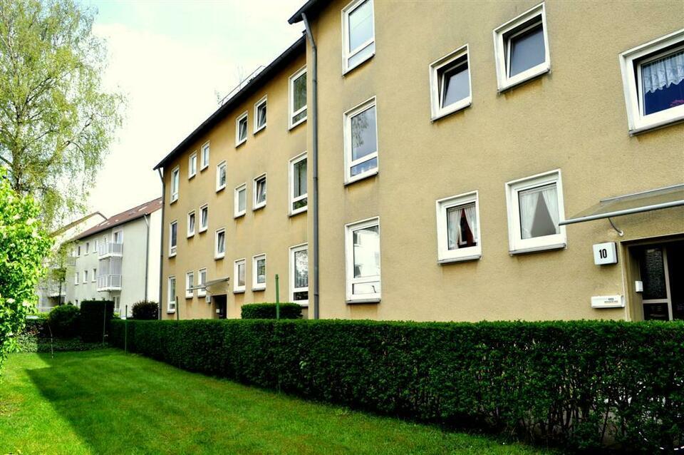 Kapitalanlage: 3 Zimmer Erdgeschoss Wohnung mit Balkon zentral in Benrath Düsseldorf