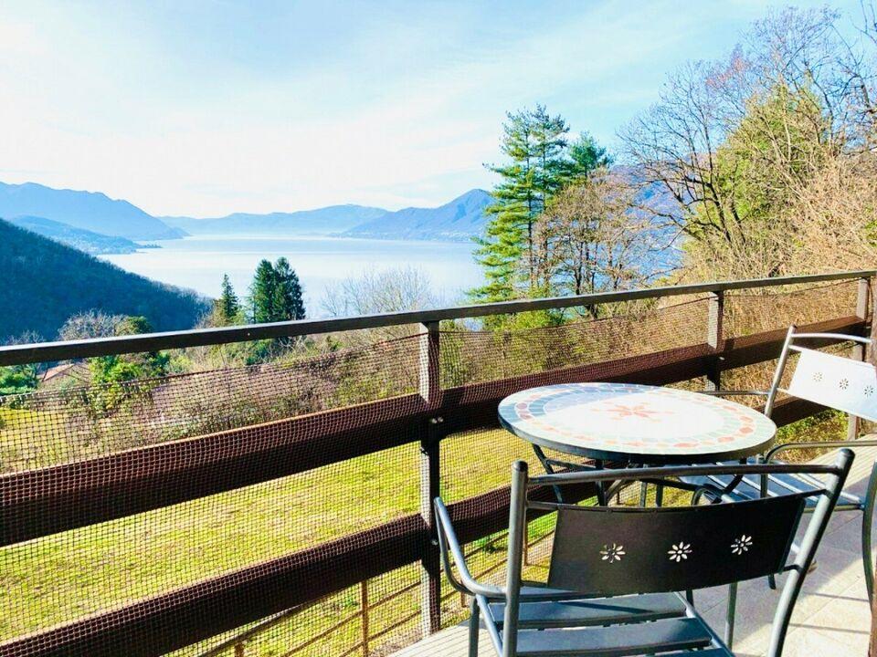 *AD2016* 3 möblierte Ferienwohnungen mit Blick auf Lago Maggiore, Gemeinde Luino, Schweiz Nähe Rhauderfehn