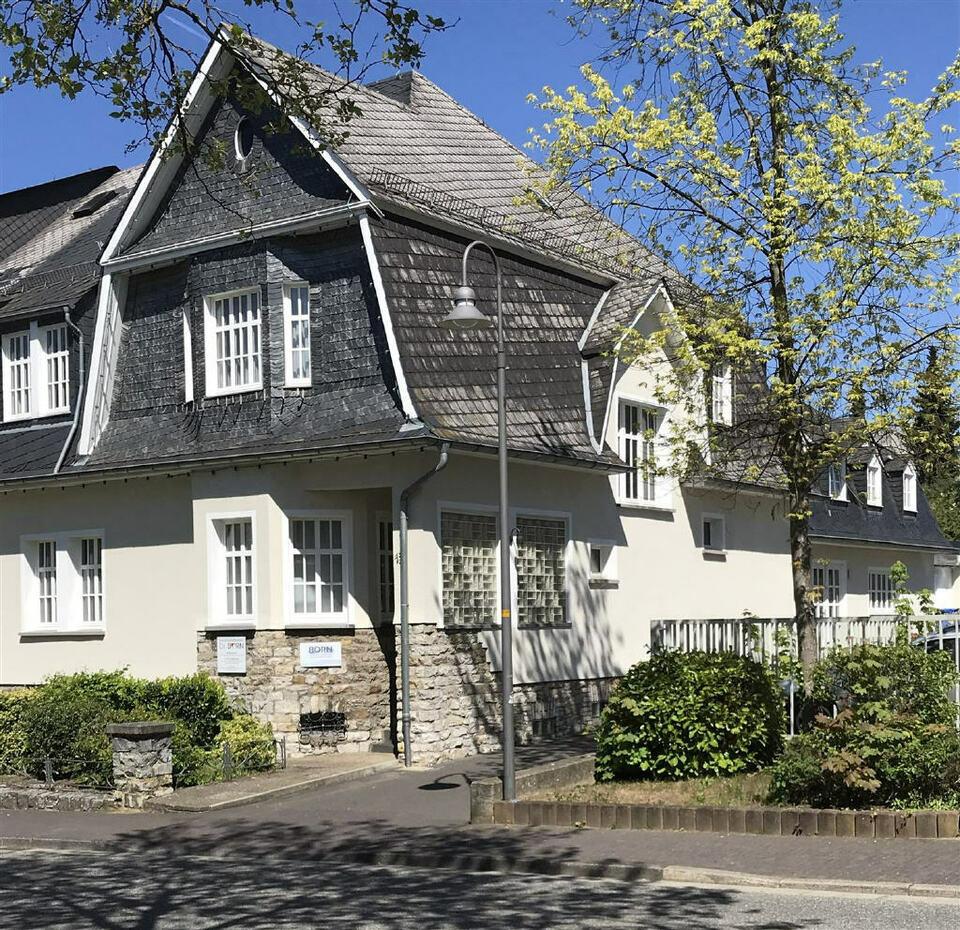 Wohn- und Geschäftshaus mit Lagergebäude Rheinland-Pfalz