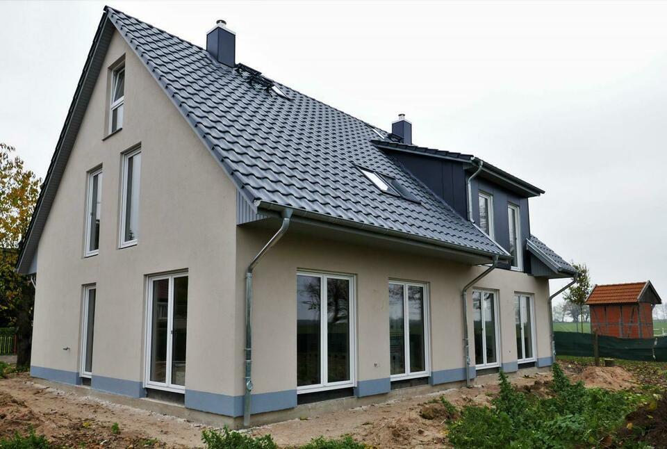 Moderne Doppelhaushälfte in Ostseenähe Gägelow