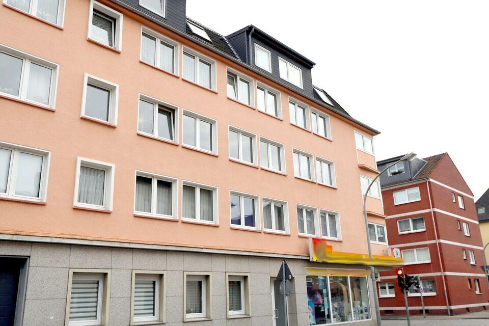 Über den Dächern Duisburgs: 2-Zimmer-Wohnung in Wanheimerort Duisburg