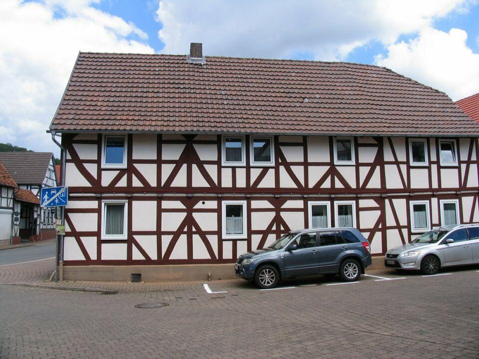 2 Häuser und eine große Scheune in 37276 Meinhard - OT Meinhard