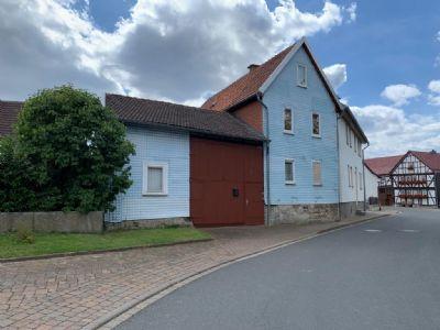 Sanierungsbedürftiges Einfamilienhaus mit Scheune und Landwirtschaftsfläche Büttstedt