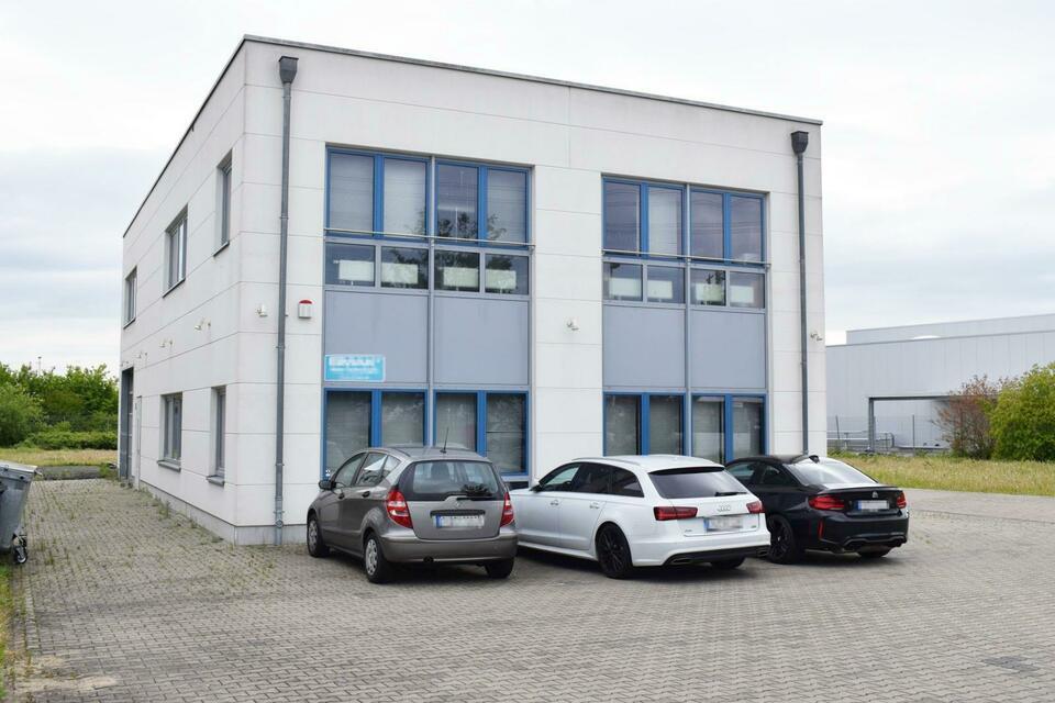 Moderne Halle mit Erweiterungspotenzial! Nordrhein-Westfalen
