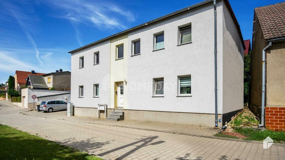 Komplett vermietetes MFH mit 3 Wohnungen in Klein Ammensleben Bülstringen