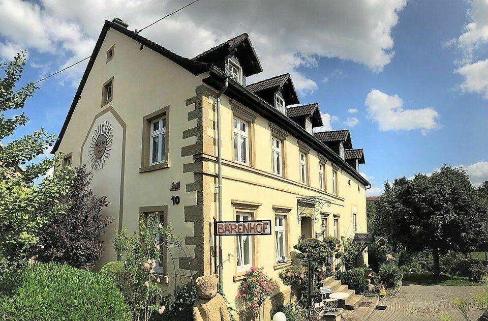Gutshaus / Herrenhaus mit parkähnlichen Garten im Hunsrück Nähe von Bad-Sobernheim Rheinland-Pfalz
