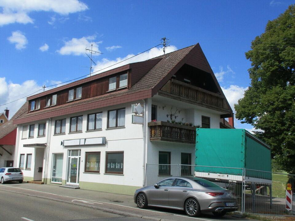 ENDLICH PLATZ FÜR ALLES..... Zweifamilienwohnhaus mit Gewerberaum, Werkstatt und Garagen Baden-Württemberg