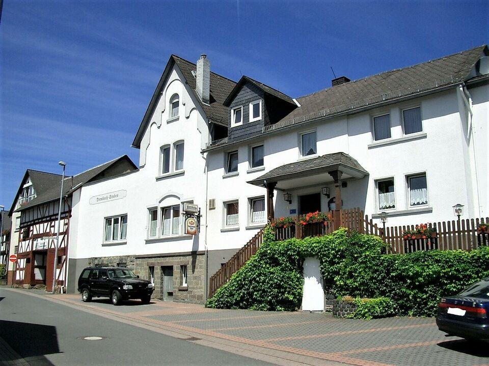 *** Traditionsgaststätte mit Saal und Wohnung *** Herborn