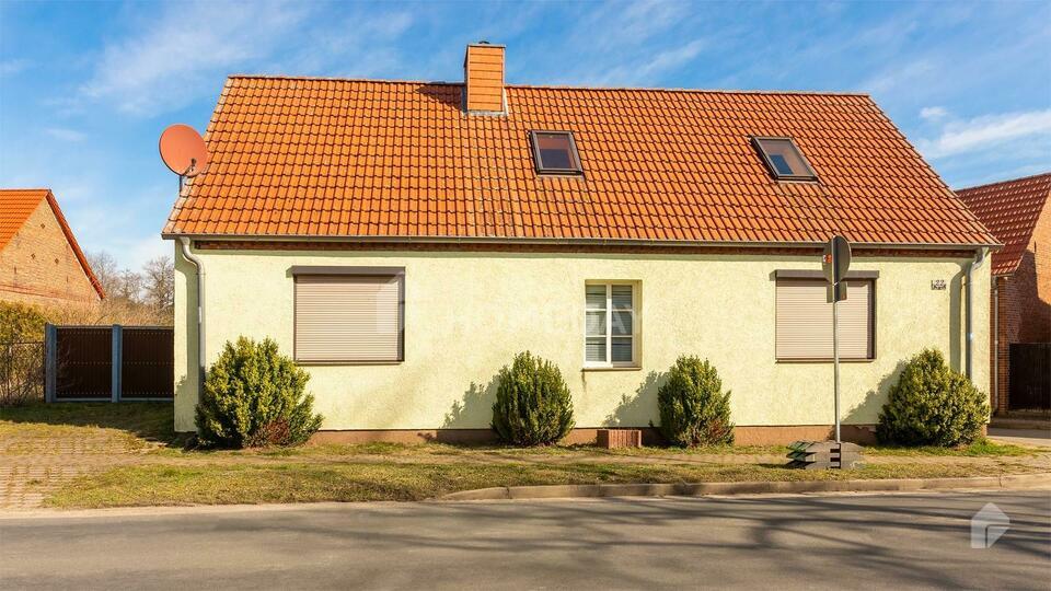 Saniertes Einfamilienhaus mit Terrasse und Stellplatz in ruhiger und idyllischer Lage Sachsen-Anhalt