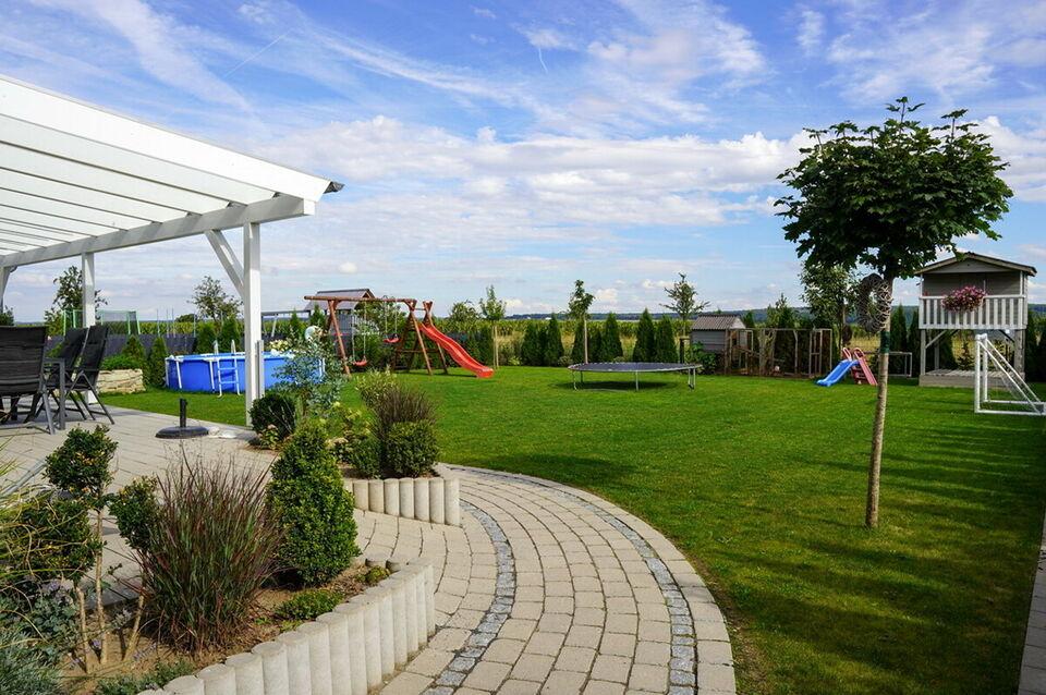 Neuwertiges Traumhaus mit gepflegtem Garten und toller Ausstattung wartet in Oberntudorf auf Sie! Nordrhein-Westfalen