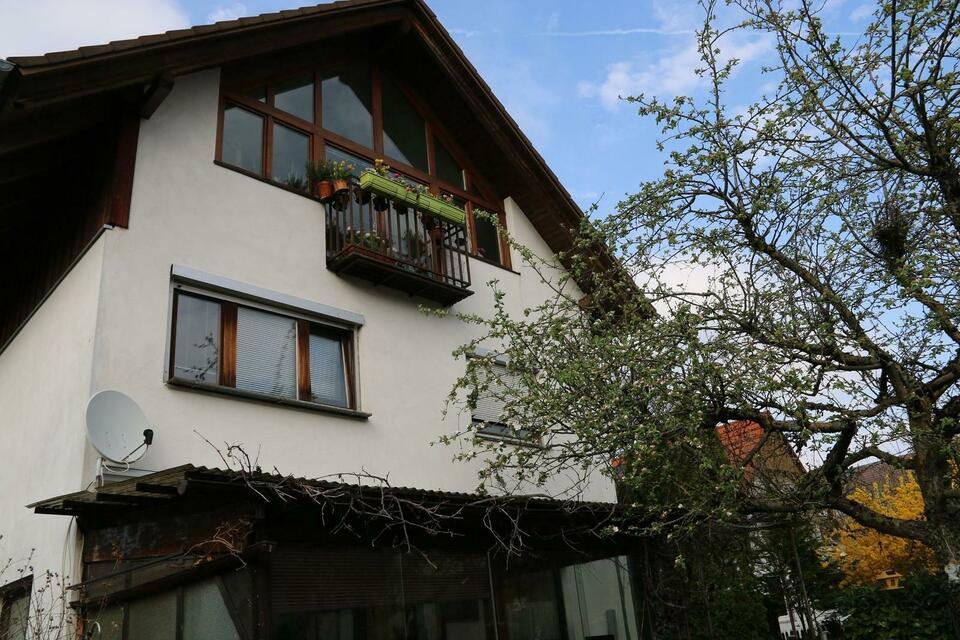 attraktive Kapitalanlage: 3-Zimmer Wohnung mit Wohnrecht Kirchheim bei München