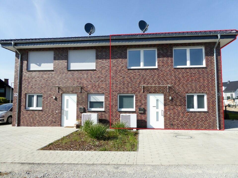 Neubau-Doppelhaushälfte in toller, ruhiger Lage in Geseke Nordrhein-Westfalen