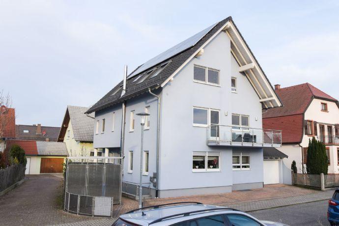 Attraktives teilmöbliertes 3 Familienhaus in Graben Neudorf Graben-Neudorf