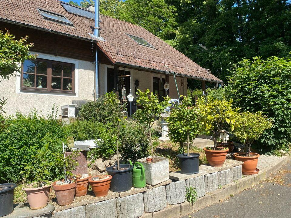 Haus mit Pferdestall,Familie,Beruf und Hobby ..... Weiden in der Oberpfalz