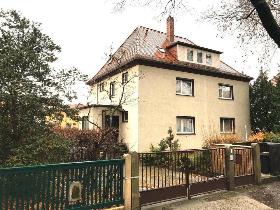3-Familienhaus + ausgebautes Dach im Grünen Leuben