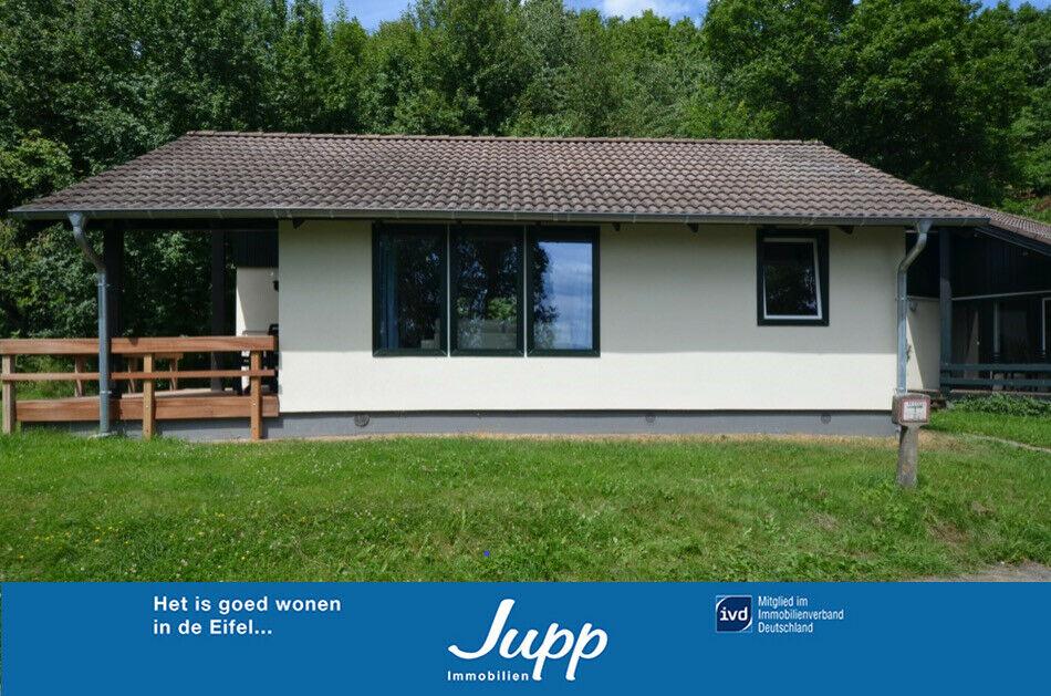 Gemütliches Ferienhaus in schönem Ferienpark Nahe des Kronenburger Sees in ruhiger Randlage Nordrhein-Westfalen