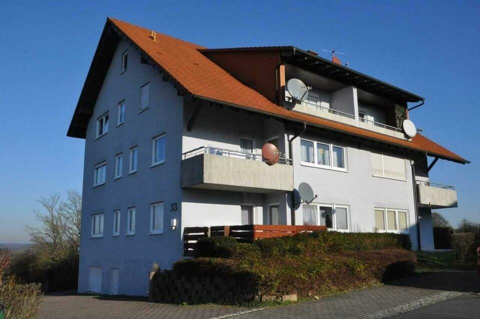 Gepflegtes Mehrfamilienhaus mit 8 Wohneinheiten in traumhafter Lage in Adelsheim zu verkaufen Baden-Württemberg