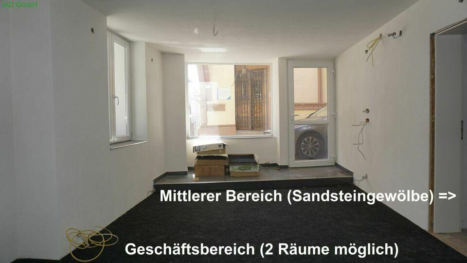 Wohn- Geschäftshaus, EG: Geschäft mit Schaufenster, OG+DG: 3 Wohnungen davon 1 nicht saniert. Rheinland-Pfalz